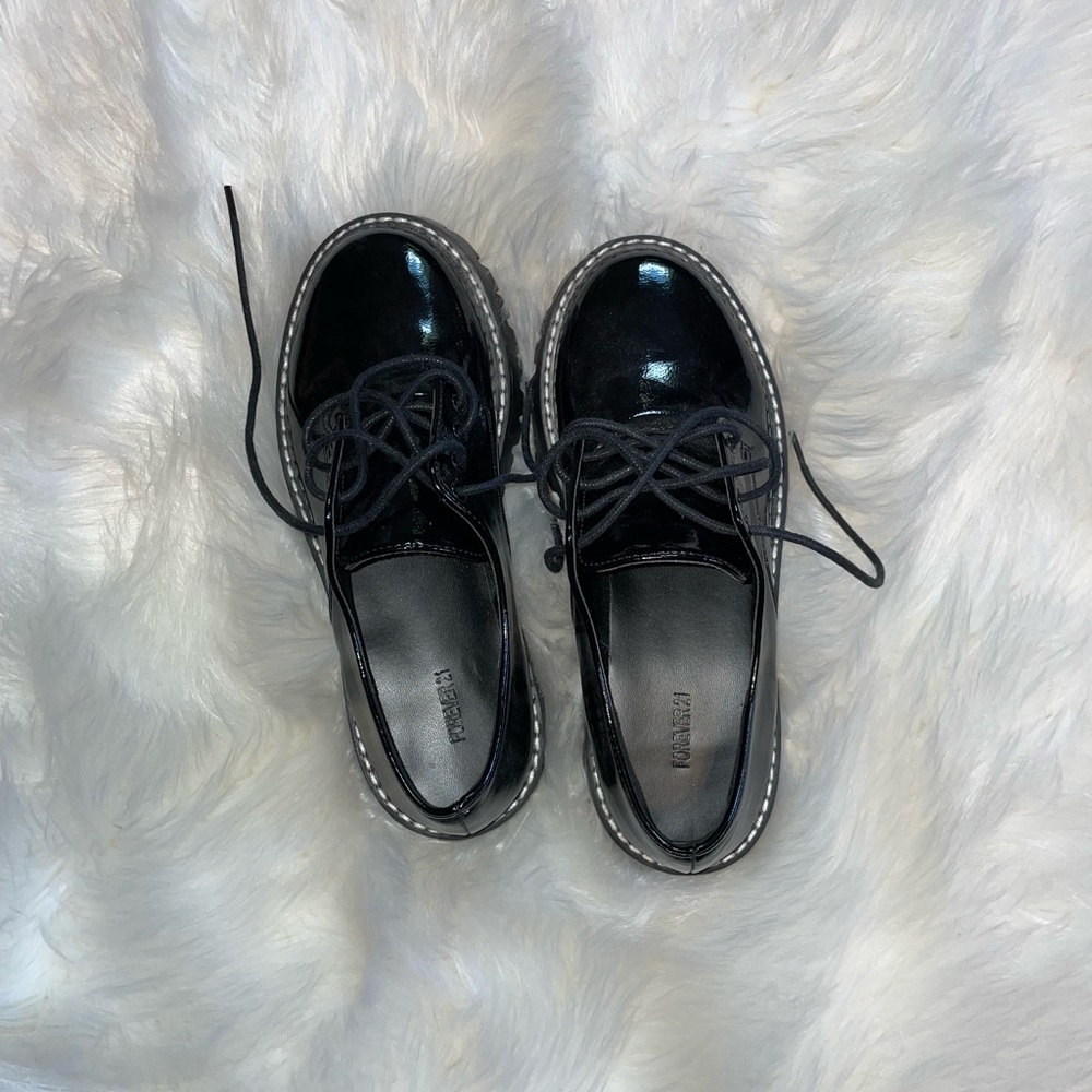 •lace up mary jane shoe•